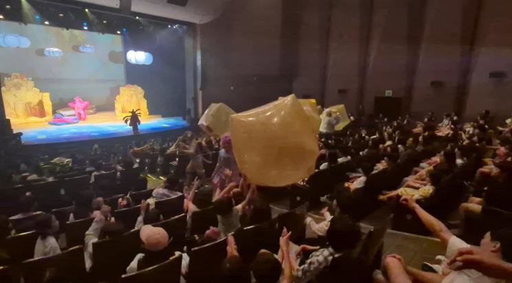 함안군 뮤지컬 수박수영장을 잇는 새로...