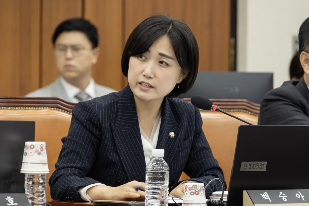백승아 의원, 로스쿨 재학생 10명 ...