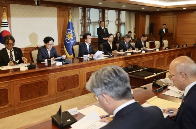 김민석 국무총리, 노동안전 현안 점검...