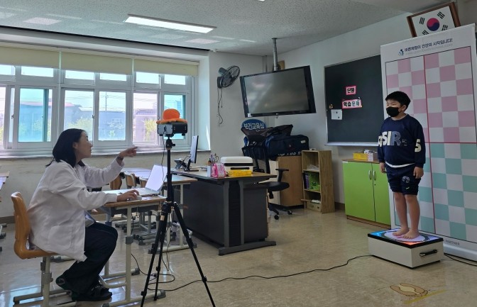 전북교육청, 학생 거북목·굽은등·척추...