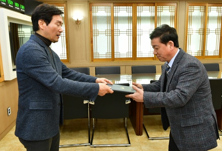 경산시립예술단, 공개모집으로 새 지휘봉 잡았다