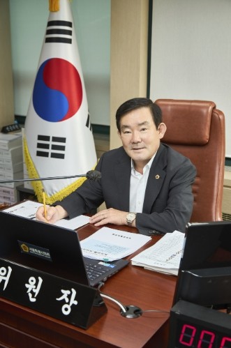 서울특별시의회 임춘대 위원장 발의, ...